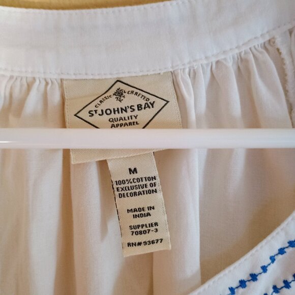 St.John's Bay V neck blouse size M. - Picture 5 of 8